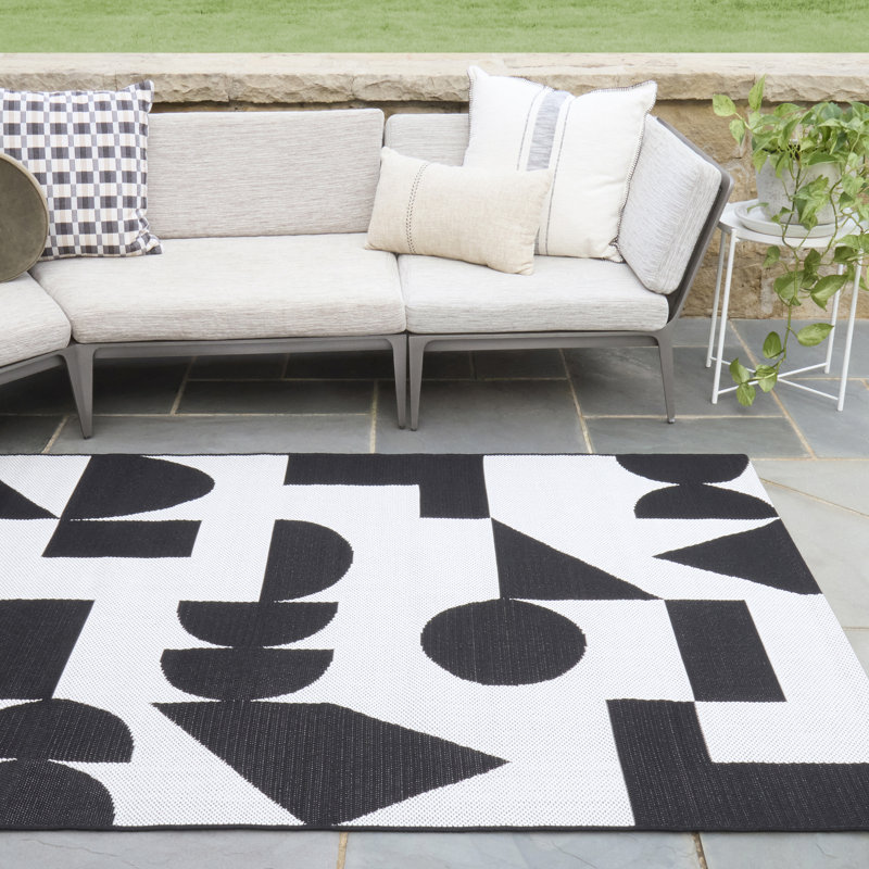 Vela Indoor / Outdoor Rug, Rectangle 5'3" x 7'