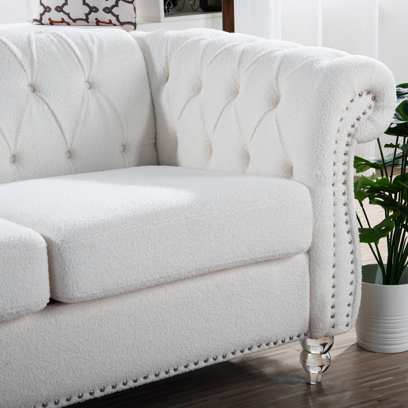 Canapé Chesterfield à accoudoirs roulés 3 places 84,65 po