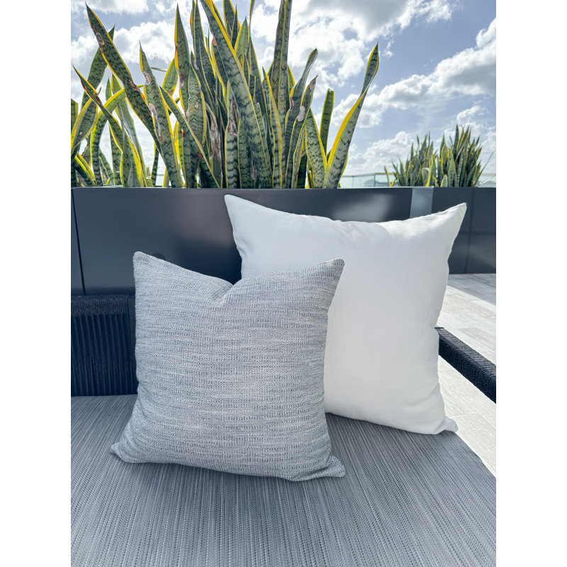 Oreiller, Gris, H 16 po x l 16 po