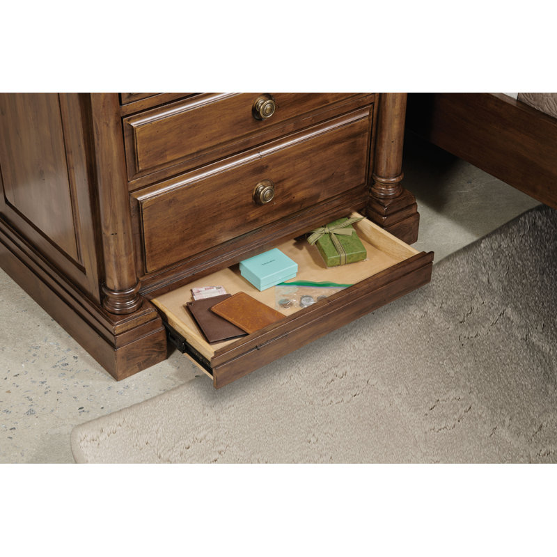 Commode Shugart
