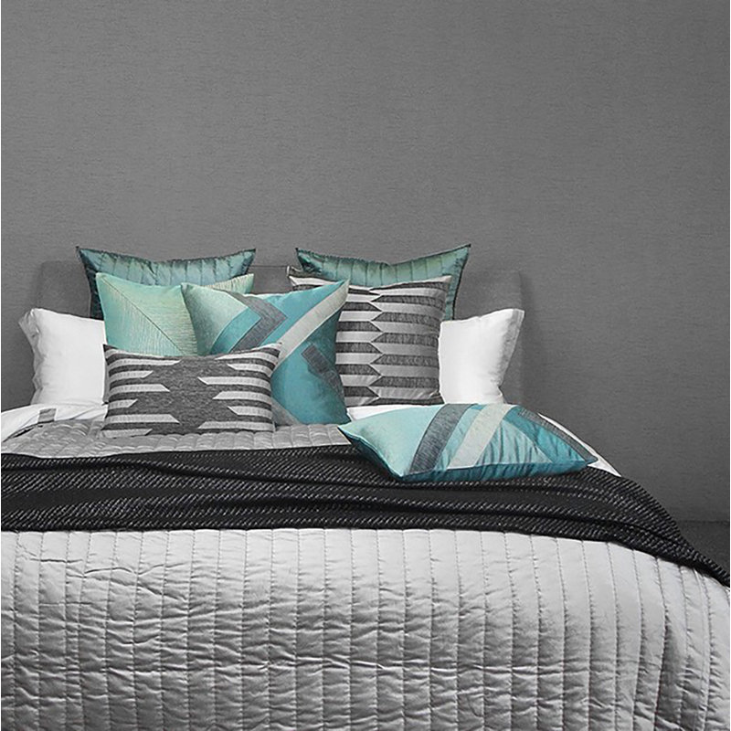 Jazmine Throw Blanket