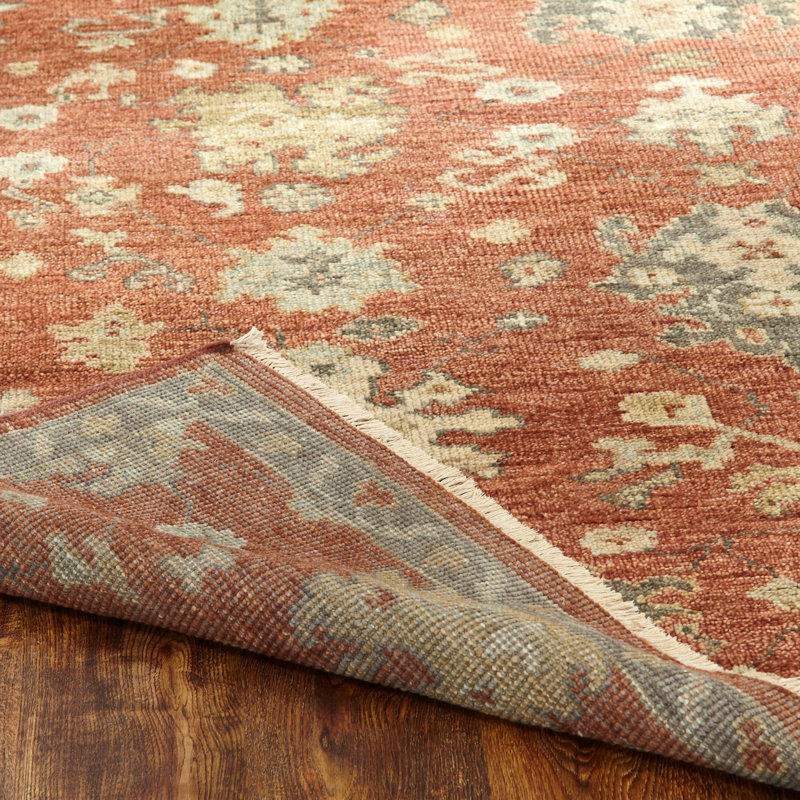Kiernen Wool Flroal Area Rug in Rust, Rectangle 12' x 15'
