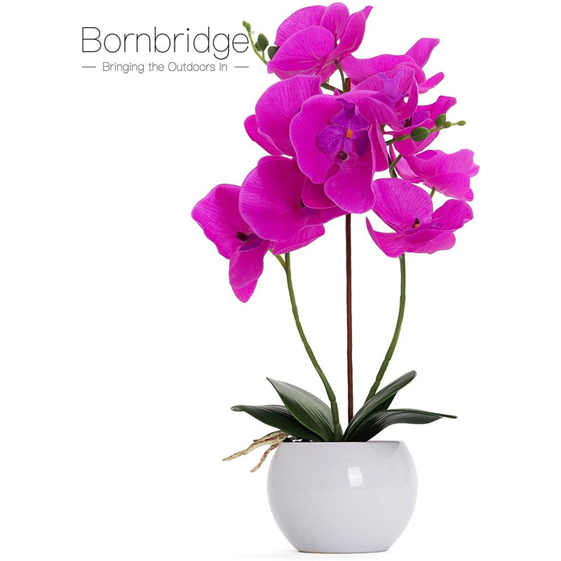 Orchidée artificielle dans un vase, Violet