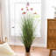 Herbe artificielle en pot 48 po avec fleurs