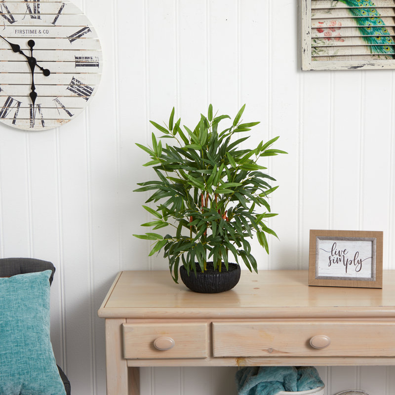 Plante de bambou artificiel en pot
