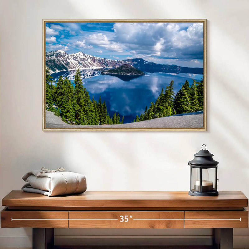 Point de vue du lac Crater, 25 po x 17 po, Cadre flottant en bois naturel