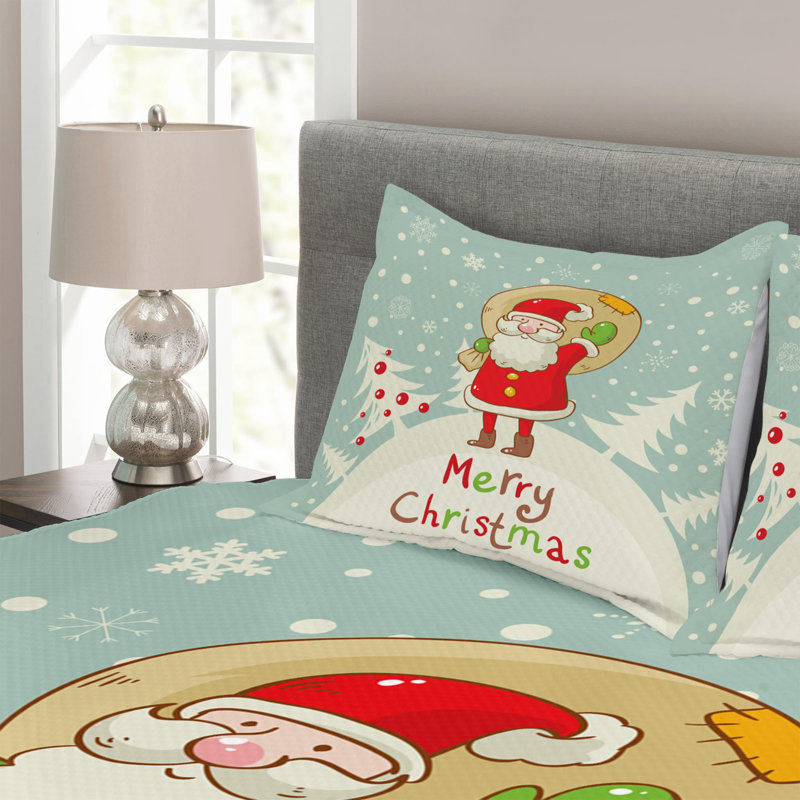 King Size Santa Quilted Bedspread Set in Multicolor