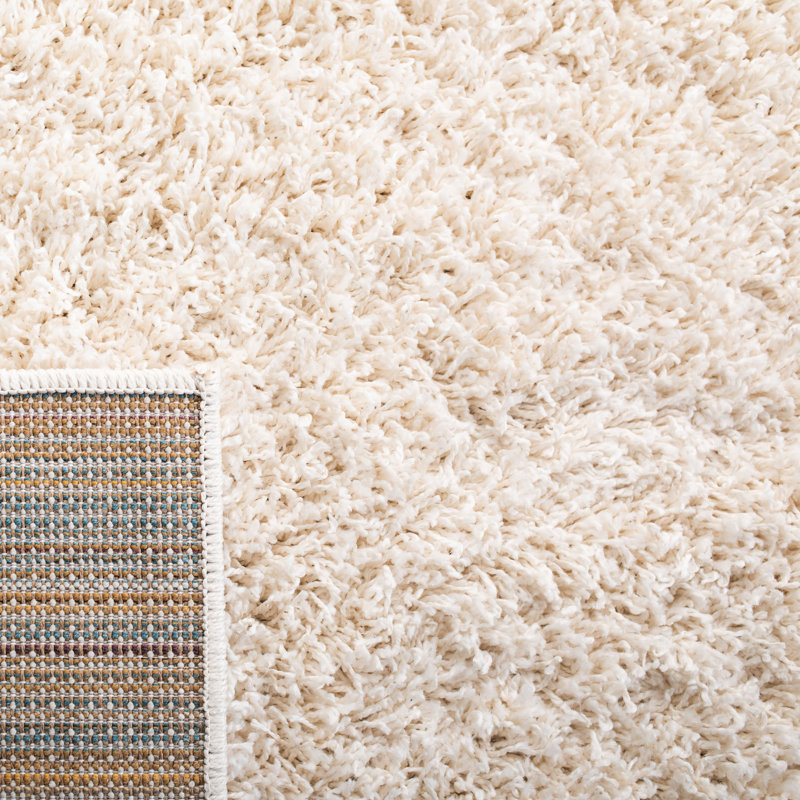 Tapis ivoire Siragan, Carré 6 pi 7 po