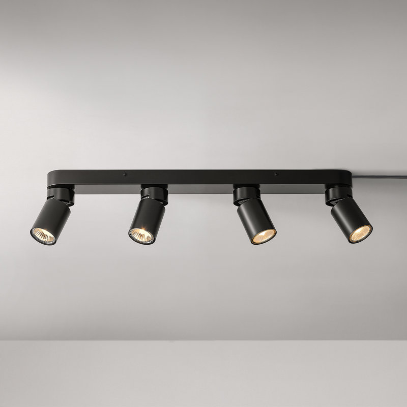 Éclairage sur rail 4 lumières matte à brancher avec têtes réglables, barre de 24 po et cordon de 15 pi pour les appartements et l'éclairage de location