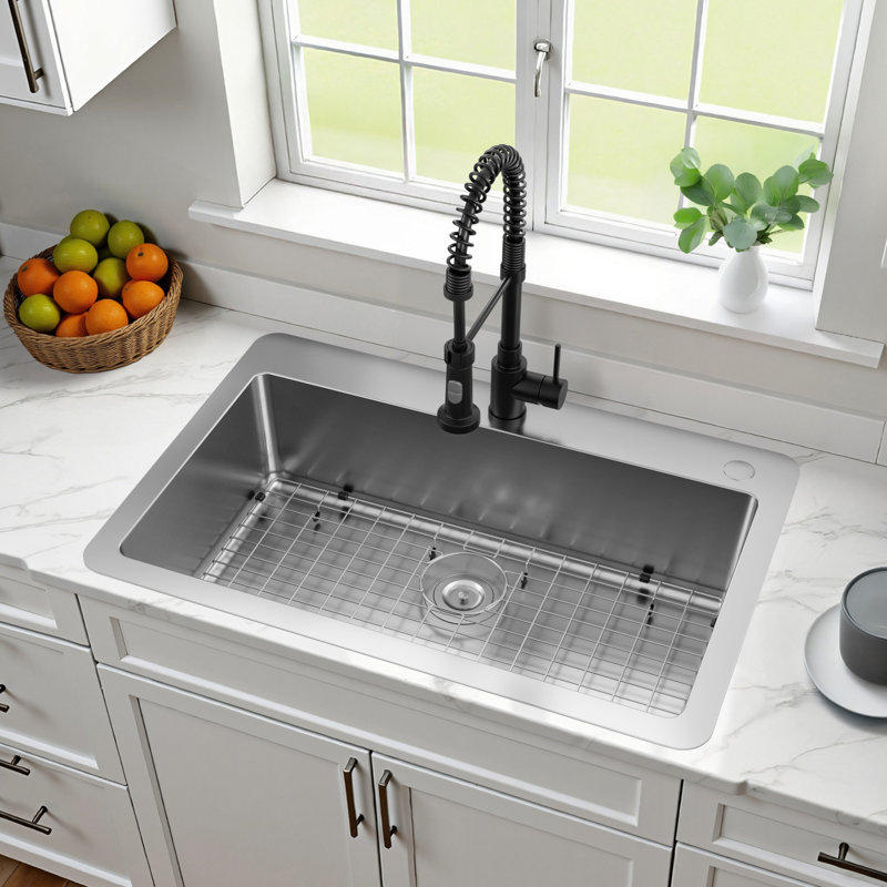 Évier de cuisine en acier inoxydable à cuve simple avec drain Kingston