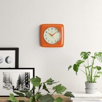 Whitehall Products Horloge murale d'intérieur/d'extérieur sumac et  thermomètre - Wayfair Canada