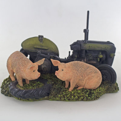 Lugenia Animals Figurines & Sculptures