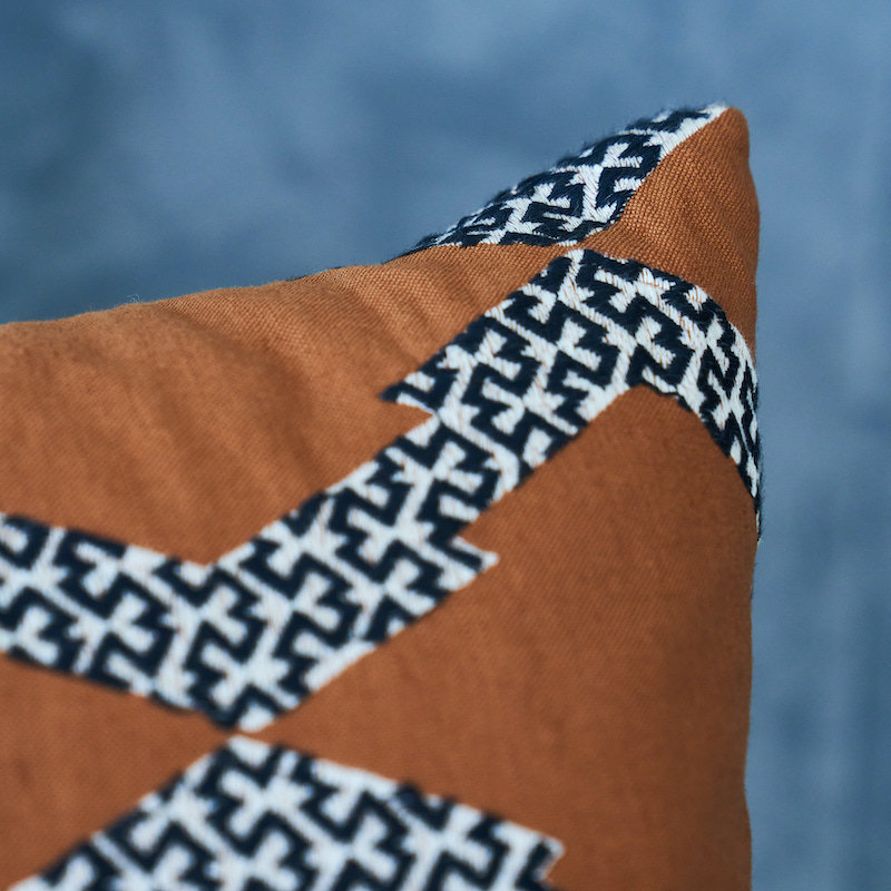Topi Pillow