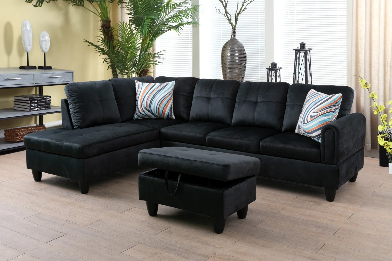 Wade logan deals moore sectional