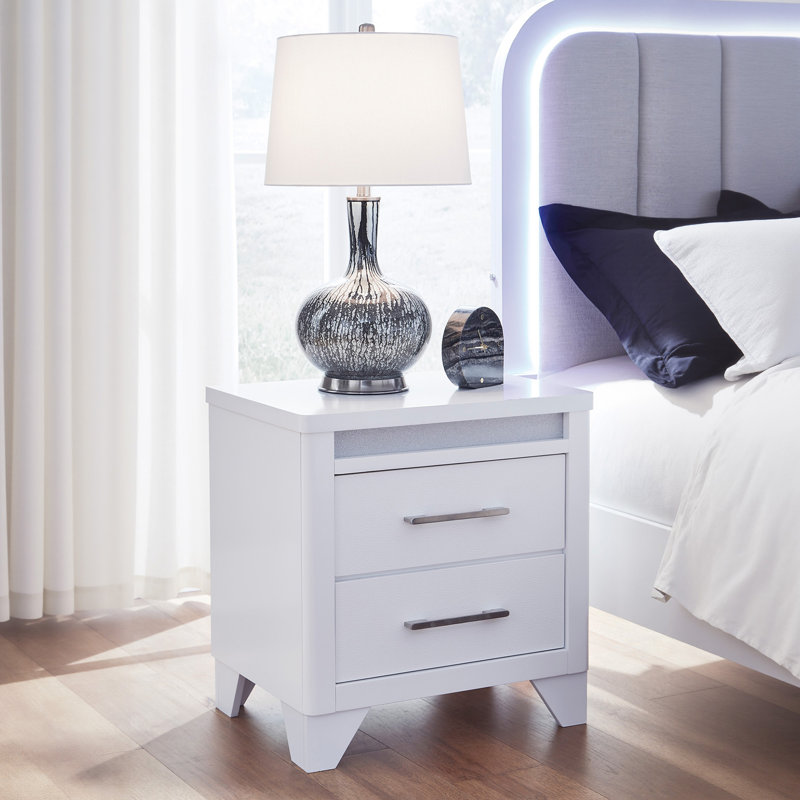 Arha Nightstand