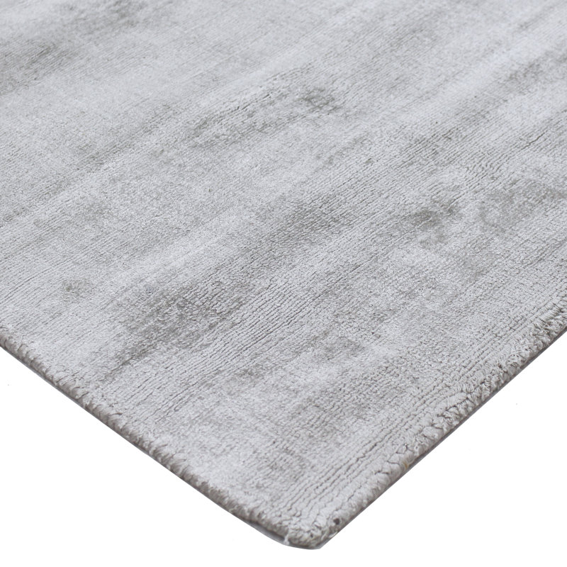 Silk Area Rug in Light Gray, Rectangle 8' x 10'