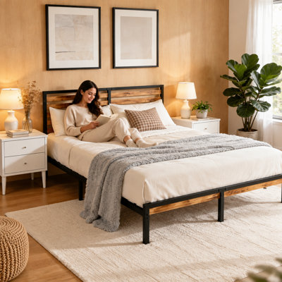 Lit plateforme double de 92 cm de hauteur avec tête de lit en bois, noir et brun