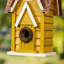 Maison d'oiseaux de jardin en bois massif patiné Strader-1470189611