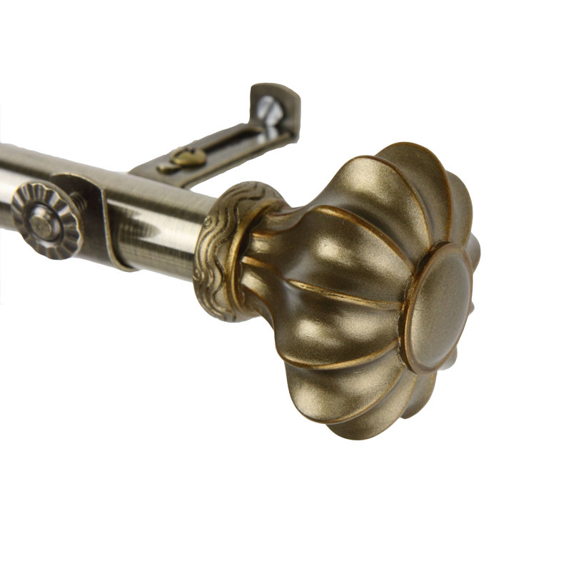 Tringle à rideaux simple réglable Darcey, De 28 po à 48 po de largeur, Laiton antique