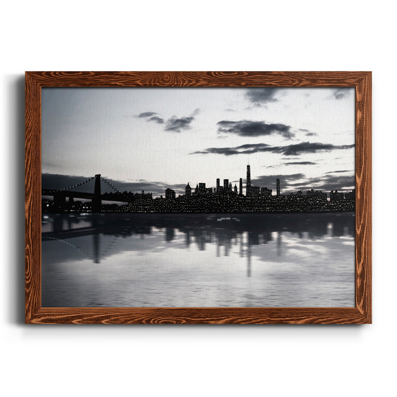 Shimmering Skyline - cadre photo, impression sur toile, H 31,5 po x l 23,5 po x P 1,5 po, Érable
