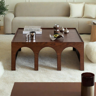 Table basse en bois massif avec design en arche