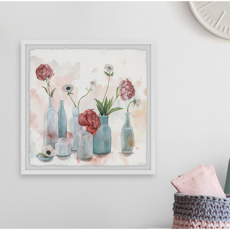 "bouteilles et fleurs" par parvez taj,-cadre photo imprimé sur papier, H 32 po x l 32 po x P 1,5 po