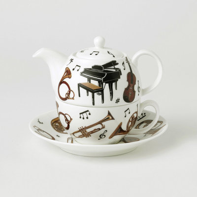 Tasse et soucoupe en porcelaine tendre