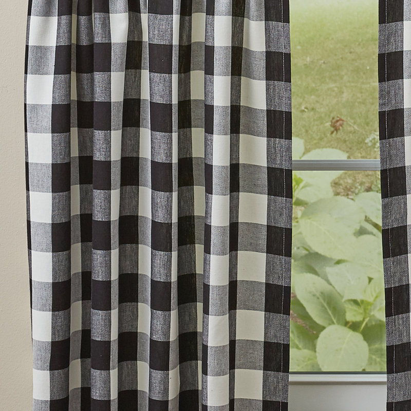 Red Buffalo Check Tiers 36x72, Black/Cream