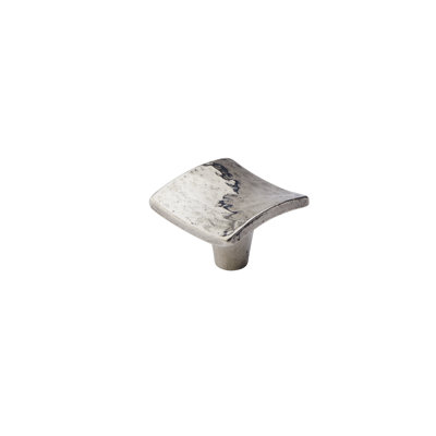 Martellata Square Knob