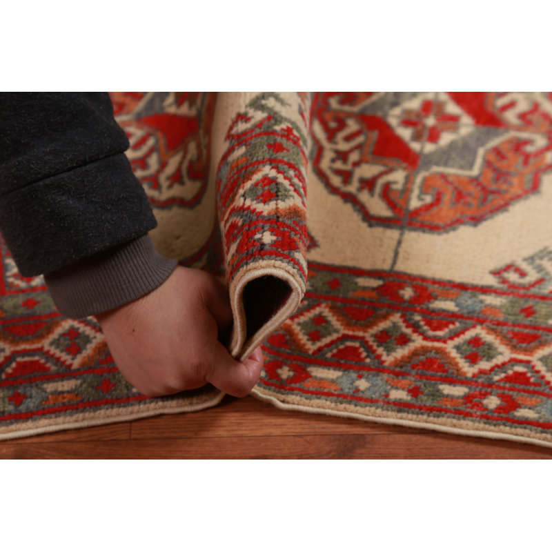 Tapis décoratif géométrique Kazak