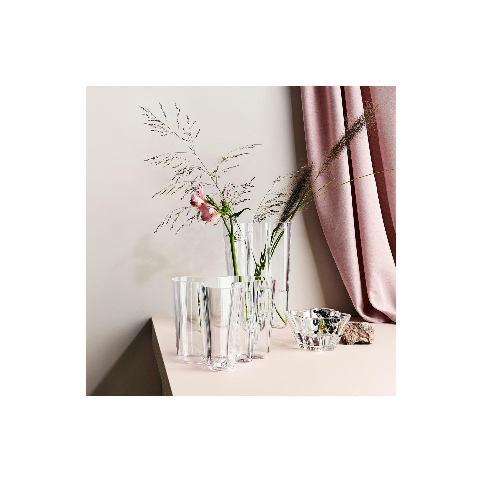 Aalto Glass Table Vase, 4.72" H x 6.06" W x 4.75" D, Clear