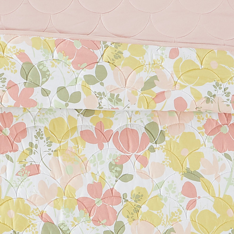 King Size White and Blush Reversible Microfiber Quilt Set