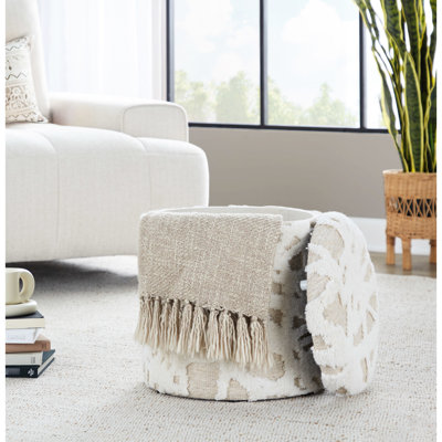 Coffre de rangement en laine beige à poils longs de 45 cm (18 po), texturé, couvercle amovible, capacité maximale de 113 kg (250 lb), aucun assemblage requis. Coffret de rangement de 45 cm (18 po) avec design, grande capacité, usage intérieur seulement.