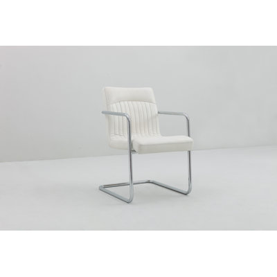 Fauteuil en cuir et métal