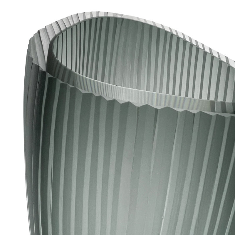 Hadeya Handmade Glass Table Vase