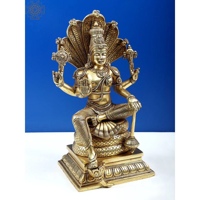 Figurine Bhawawan Vishnu assise sur un Sheshnag