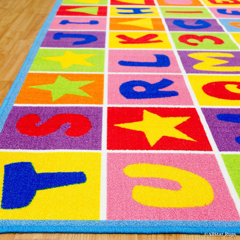 Geometric Nylon Rug, Rectangle 3'3" x 4'10"