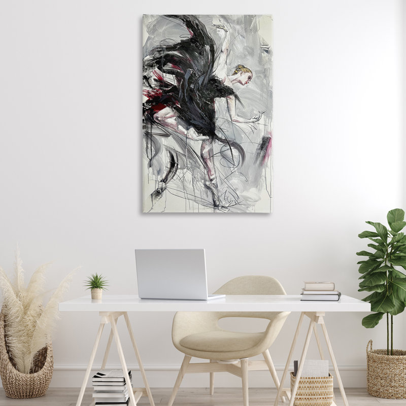 Toile Modern Elegance Dancer, design par Lucille Lee, H 45 po x l 30 po