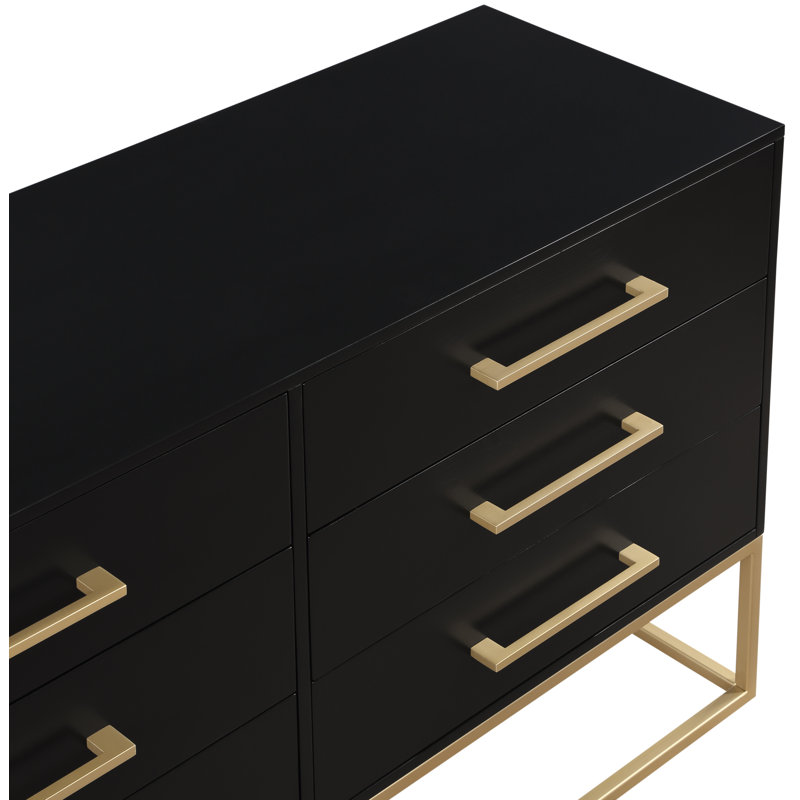 Commode l 6 po Yogyakarta, Noir