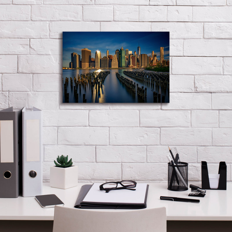 «Manhattan Sparkle» par Rick Berk, art mural sur toile, H 12 po x l 18 po x P 0,75 po