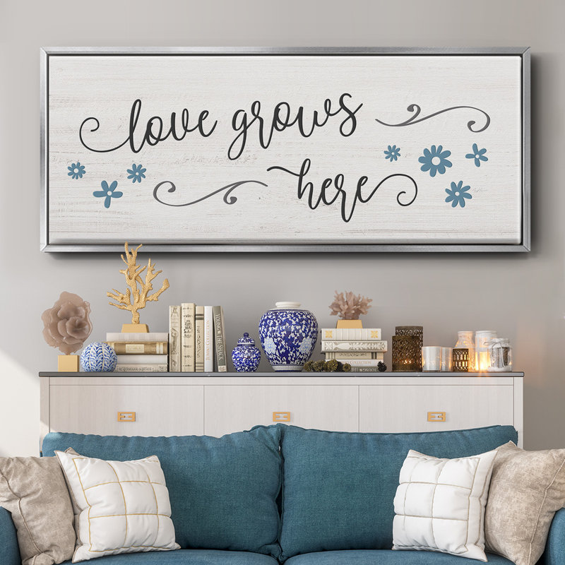 «Love Grows Here», toile encadrée, H 8 po x l 20 po