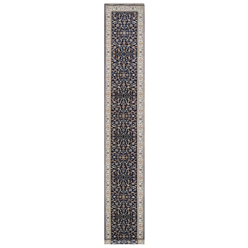 Tapis bleu nuit 2 pi 8 po x 18 pi Nain