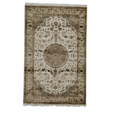 Linen Oriental Indoor Rug