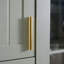 Grand garde-manger de style campagnard moderne de 53,2 po avec portes en acrylique et tablettes réglables-124512702
