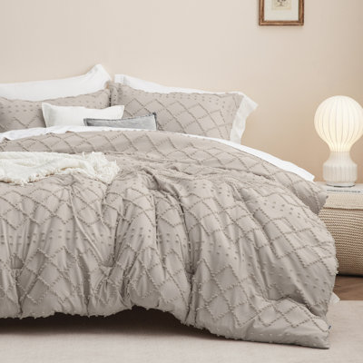 Best Seller Bedsure Embroidered Tufted All-Season Comforter Set