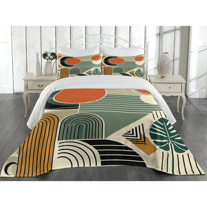 Polyester Floral Coverlet, Queen Coverlet + 2 Standard Shams
