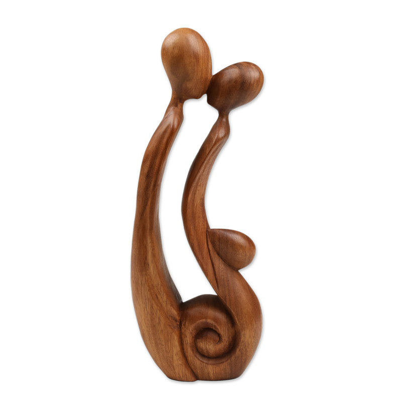 Sculpture en bois best baiser Steyning