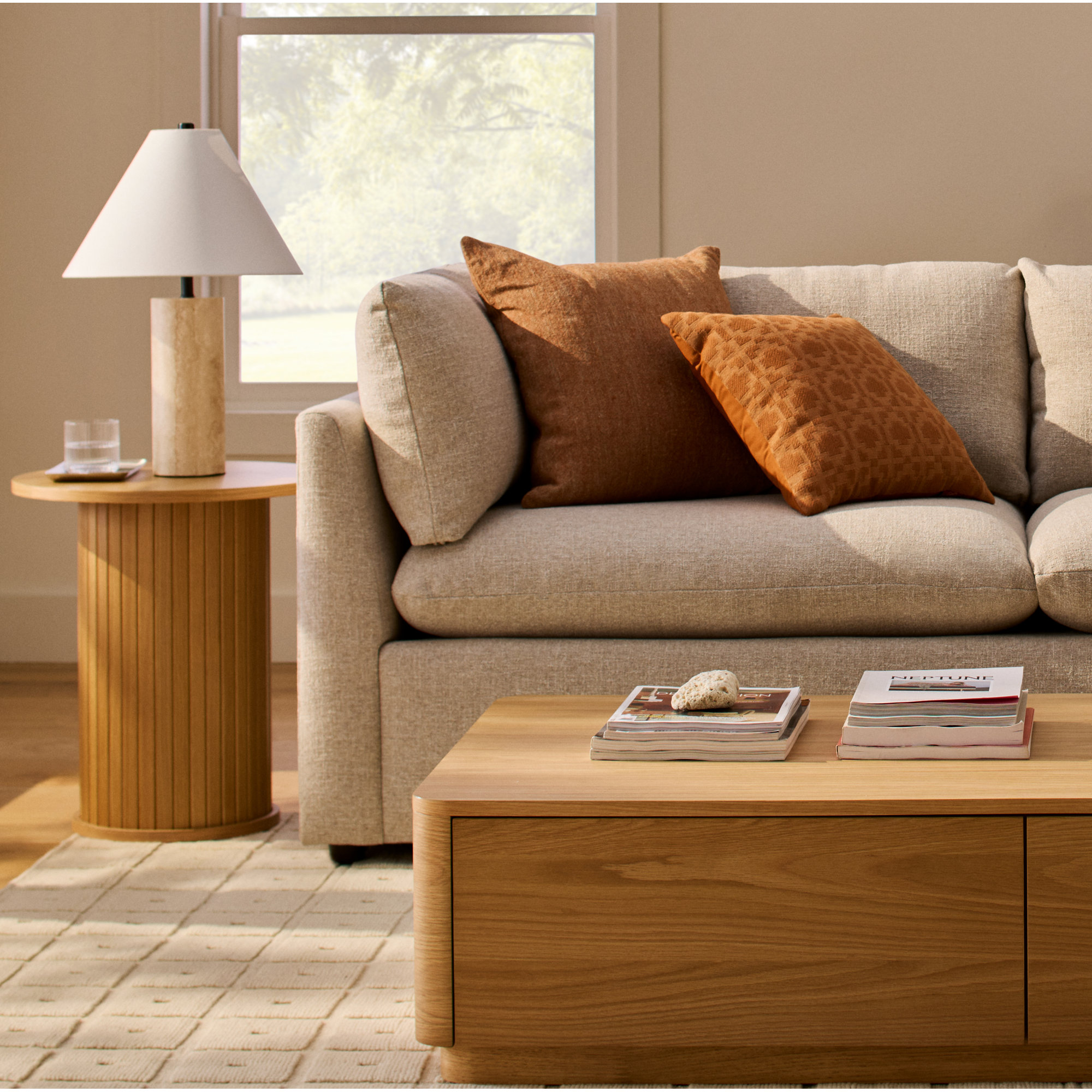 Iris End Table, Natural Oak
