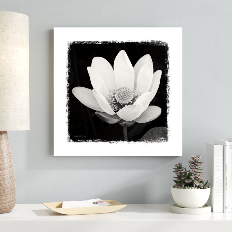 Fleur de lotus I, H 20 po x l 20 po x P 1,25 po
