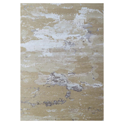 Area Rug in Ivory